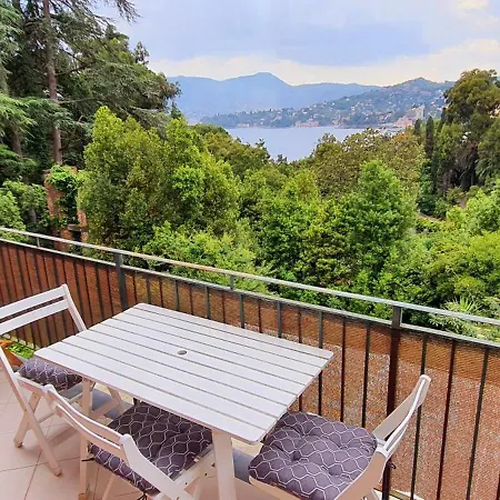 Private Parking, Terrace, Quite Near The Sea Apartament Sant'Ambrogio (Liguria)