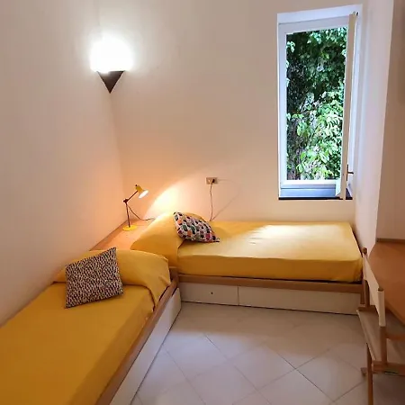 Private Parking, Terrace, Quite Near The Sea Appartement Sant'Ambrogio (Liguria)