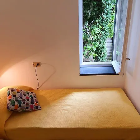 Apartamento Private Parking, Terrace, Quite Near The Sea Sant'Ambrogio (Liguria)