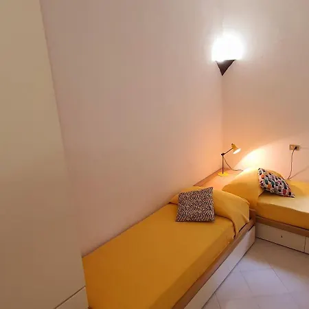 Private Parking, Terrace, Quite Near The Sea Sant'Ambrogio (Liguria)