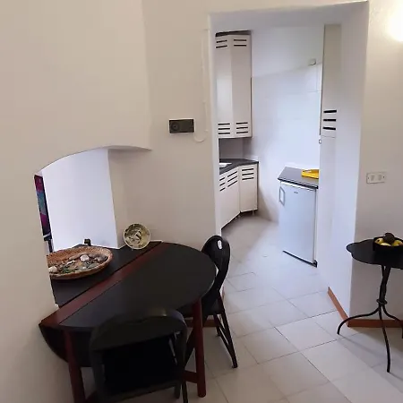 Appartement Private Parking, Terrace, Quite Near The Sea *