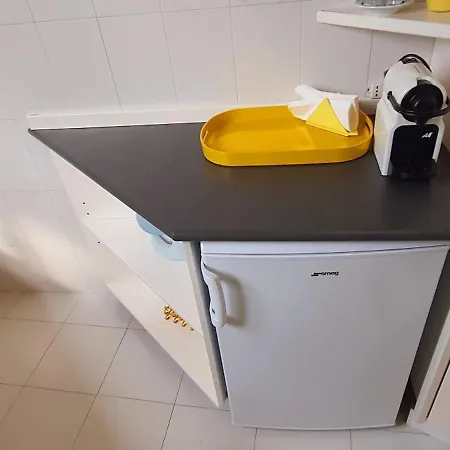 Apartamento Private Parking, Terrace, Quite Near The Sea Sant'Ambrogio (Liguria)