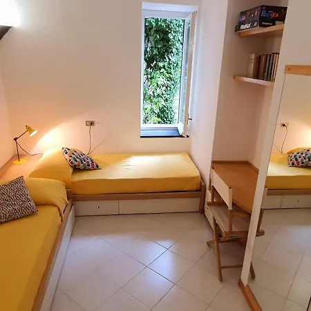 Private Parking, Terrace, Quite Near The Sea Sant'Ambrogio (Liguria)