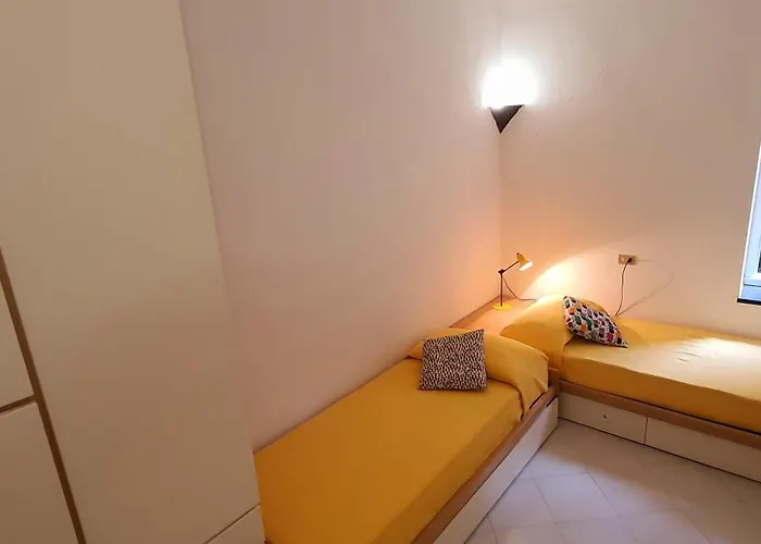 Private Parking, Terrace, Quite Near The Sea Sant'Ambrogio (Liguria)