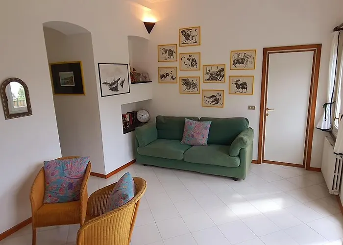 Private Parking, Terrace, Quite Near The Sea Apartmán