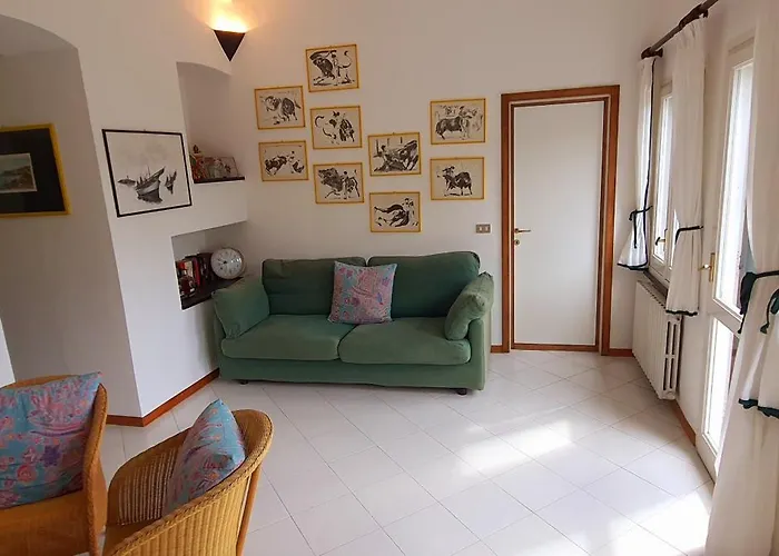Private Parking, Terrace, Quite Near The Sea *