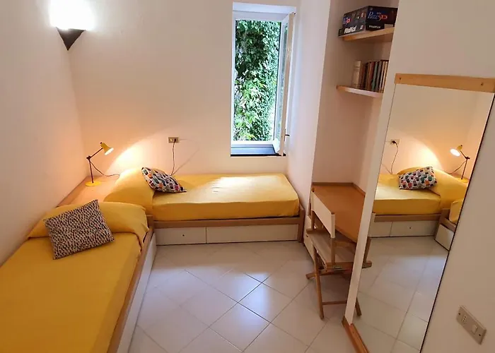 Private Parking, Terrace, Quite Near The Sea Sant'Ambrogio (Liguria)