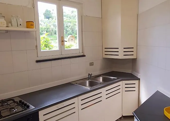 Apartmán Private Parking, Terrace, Quite Near The Sea *